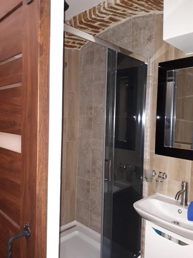 Cozy Loft В Самому Центрі Львова Apartment Екстериор снимка